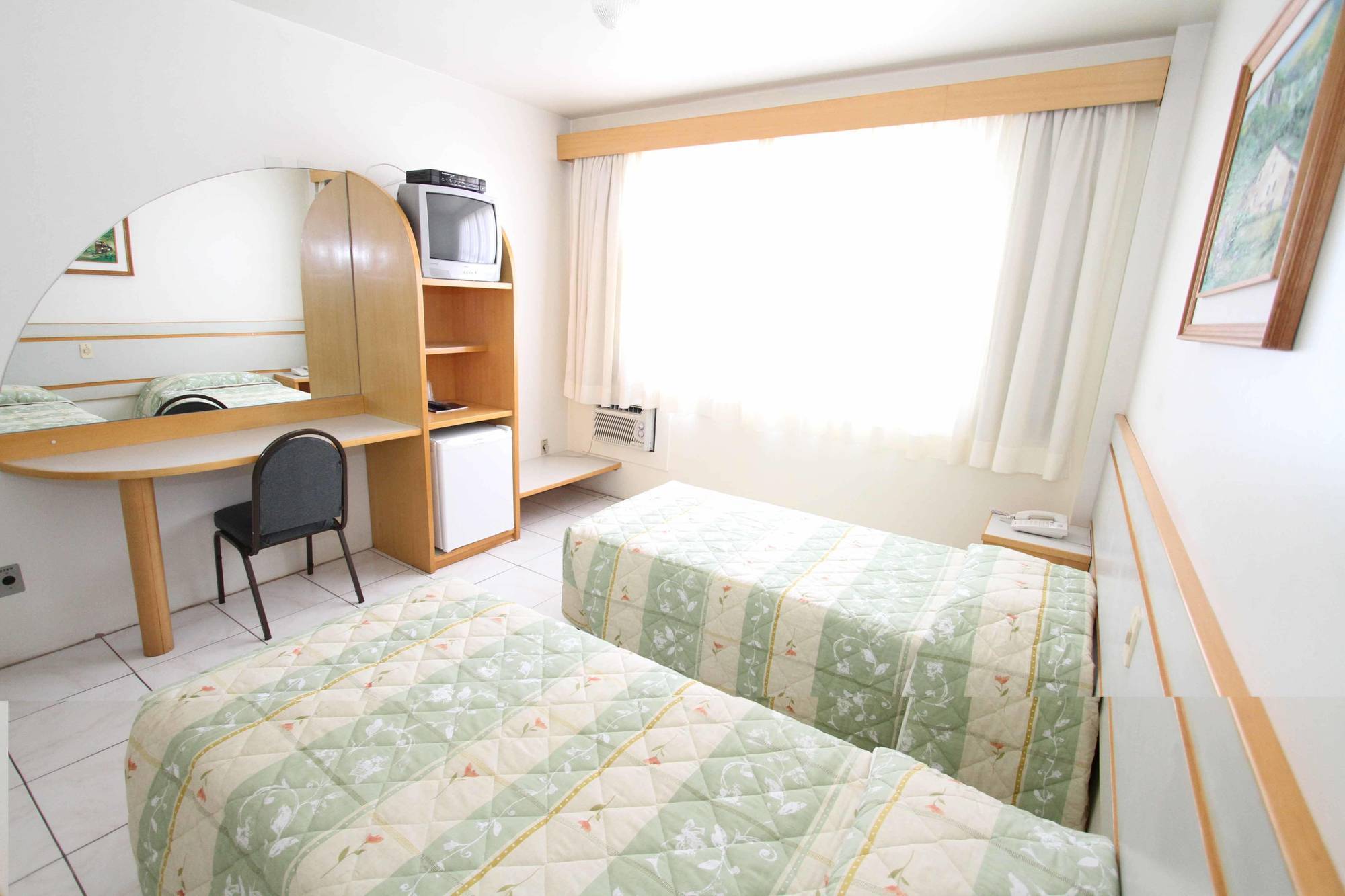 Tri Hotel ฟลอเรียนอโปลิส ภายนอก รูปภาพ
