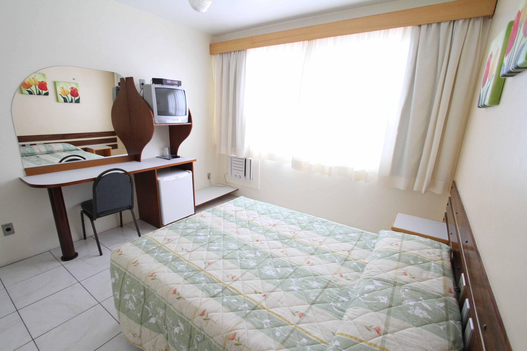 Tri Hotel ฟลอเรียนอโปลิส ภายนอก รูปภาพ